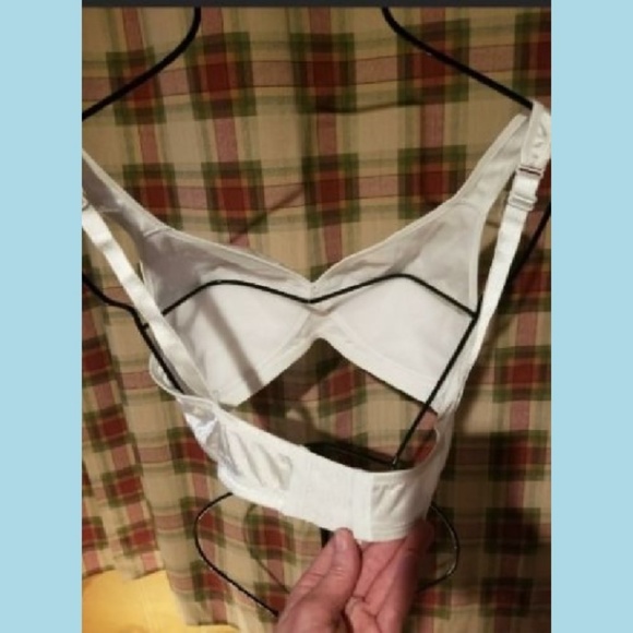 NWOT Pink K Size 40C Bra White Wireless - Picture 4 of 5